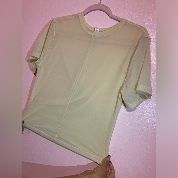 Lululemon top - Picture 6 of 6